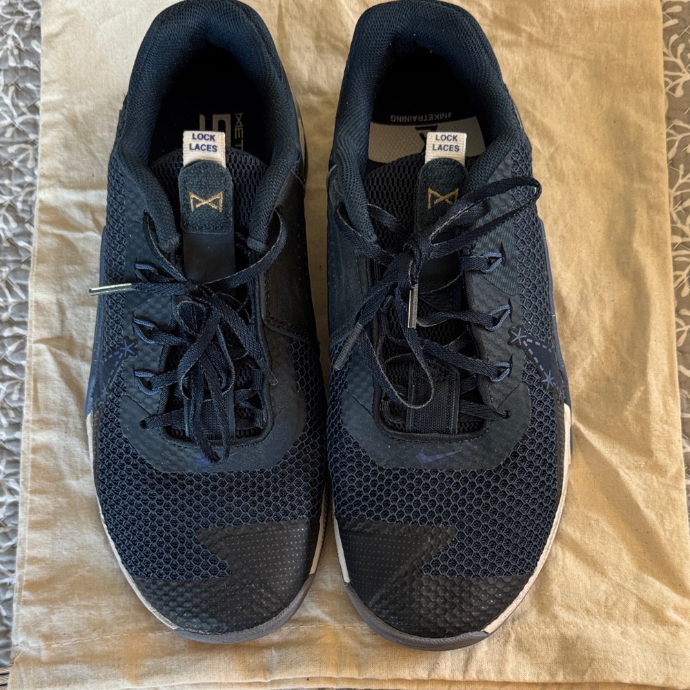 Nike Metcon Navt  Athletic Knit Sneakers women’s size 9.5